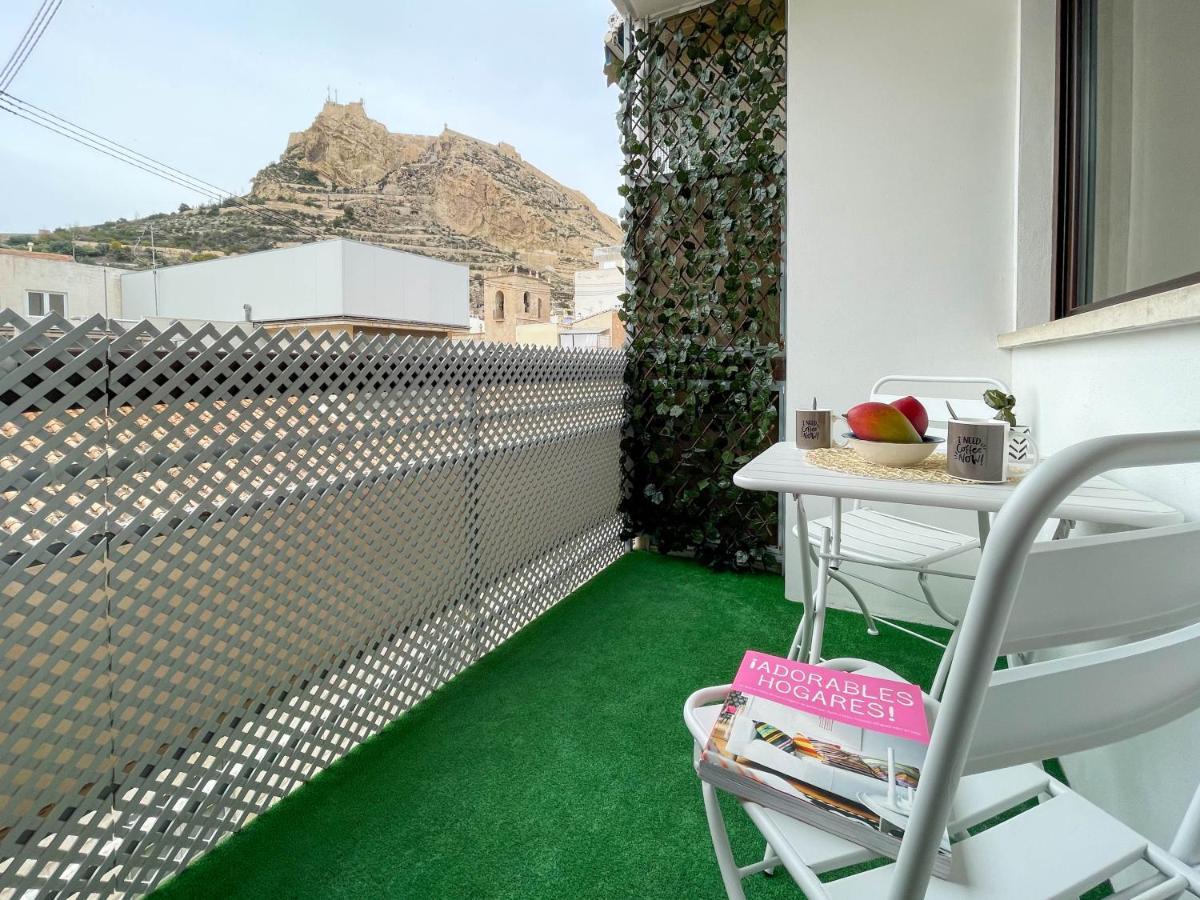 Piso En Primera Linea Con Vistas Al Castillo Alacant