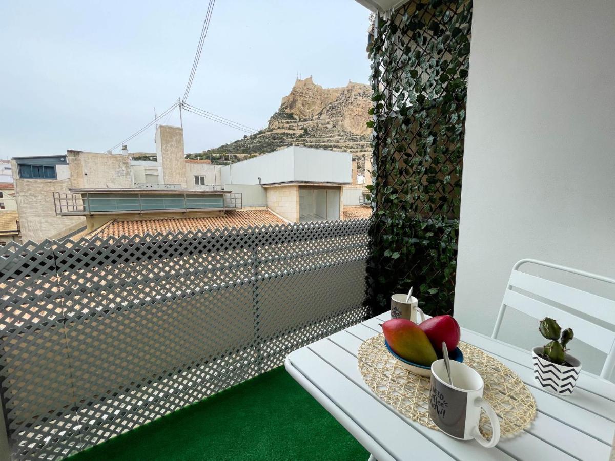 Piso En Primera Linea Con Vistas Al Castillo Apartament *